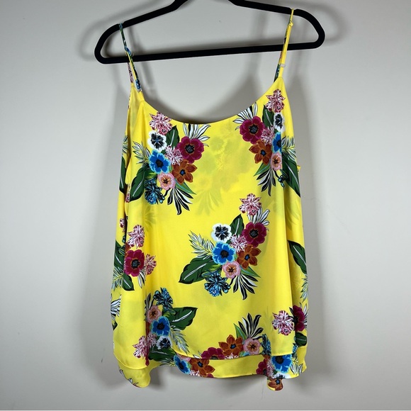 Tropical Floral Tank Top - Picture 2 of 3